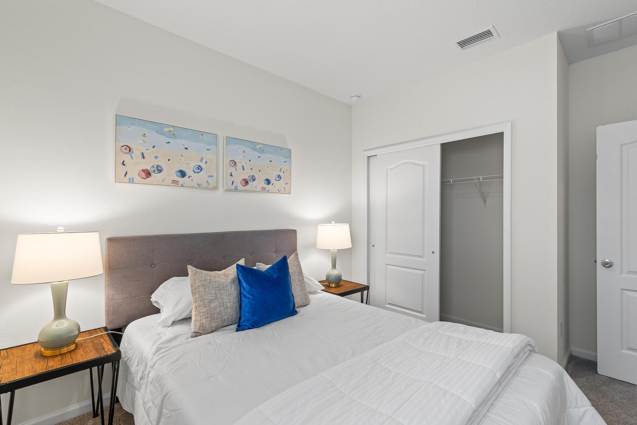 Building Photo - 85 Las Casitas Blvd