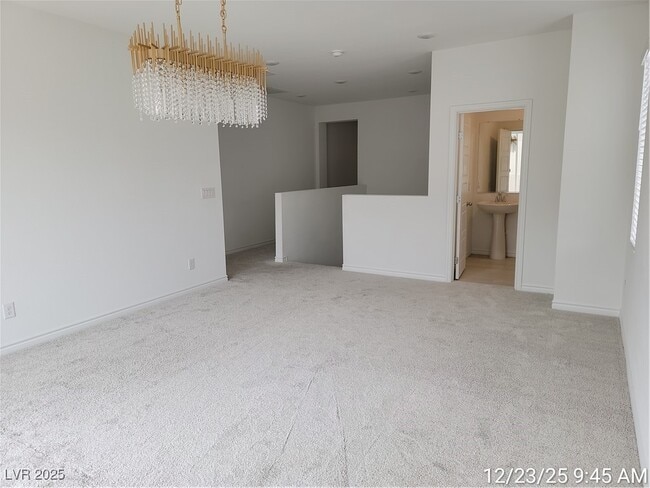 Building Photo - 2866 Gunnery Frg St