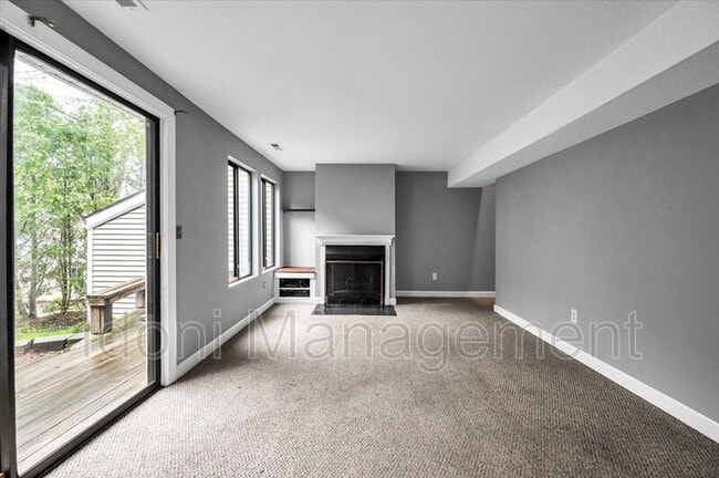 Building Photo - 78 Shepards Knoll Dr