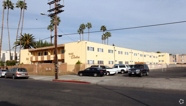 Primary Photo - Park Electra