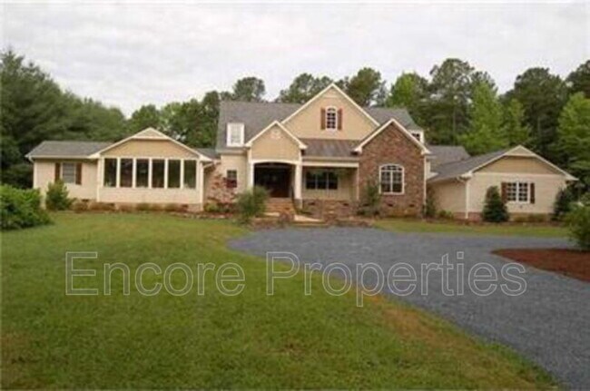 Primary Photo - 105 Baybrook Ct