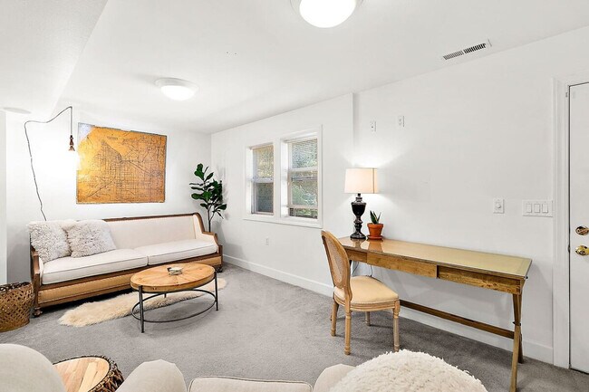 Building Photo - 2809 N Starr St