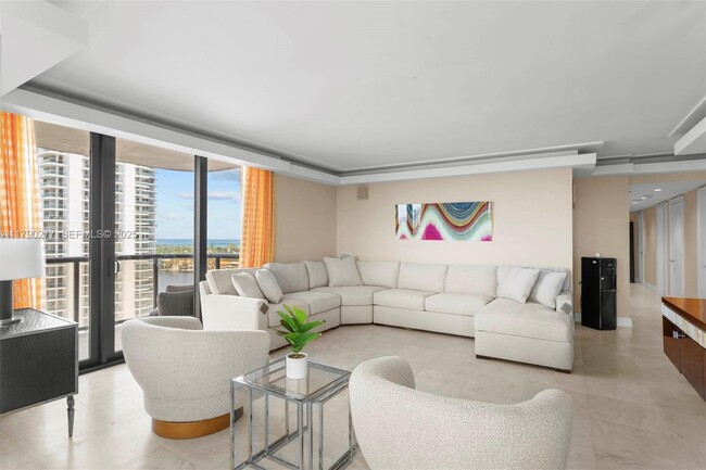 Building Photo - 19667 Turnberry Way