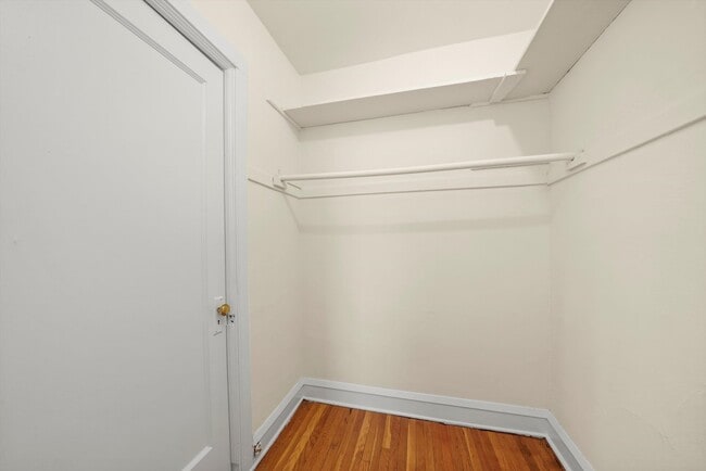 Building Photo - 3300 W Schubert Ave