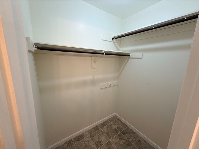 Building Photo - 1367 Gentle Bend Dr