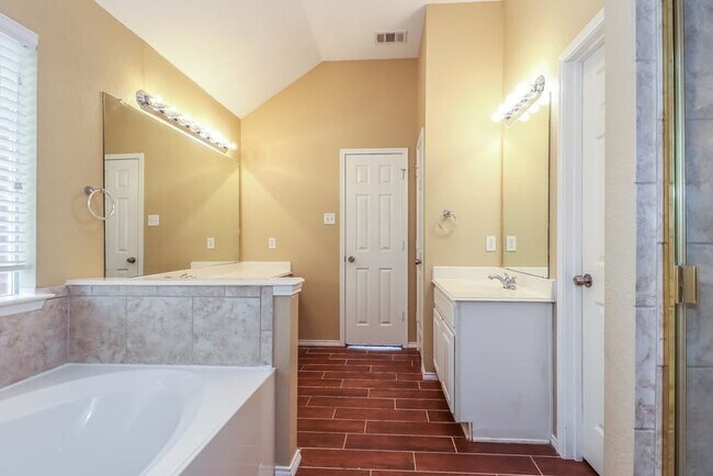 Building Photo - 10309 Fawn Meadow Ct