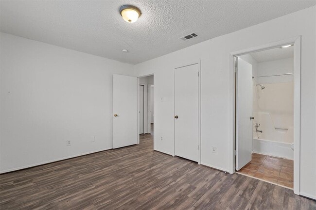 Building Photo - 5304 Indio Cir