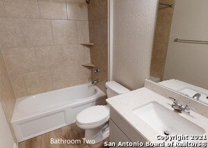 Building Photo - 15050 Gelding Hts