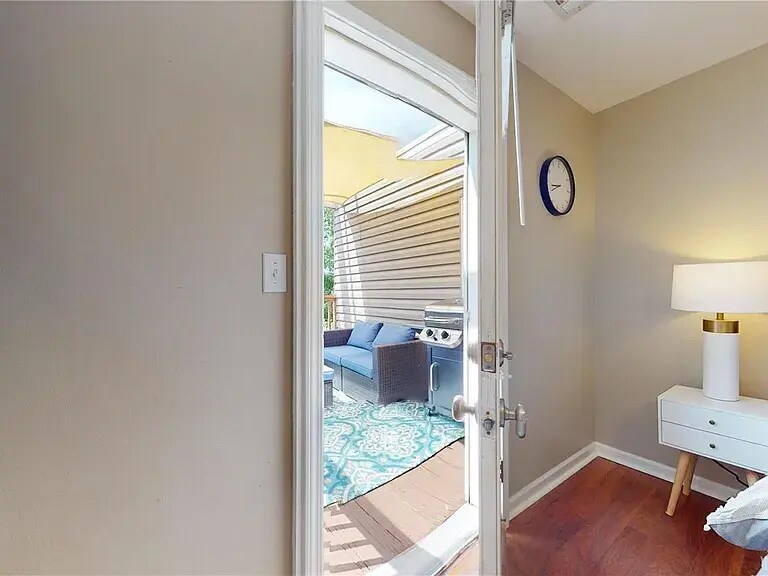 Building Photo - 2310 Rutger St