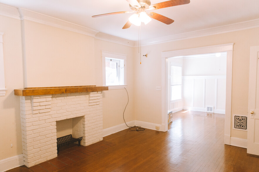 Building Photo - 2298 Bellfield Ave