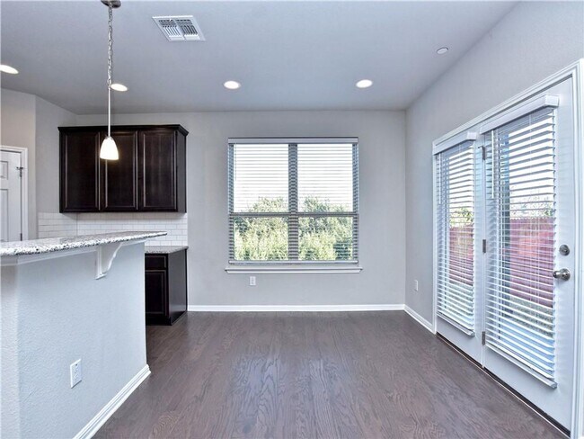 Building Photo - Alluring  Single Family Home | 3 BR/2.5BA | Peaceful Backyard| Coming Soon!