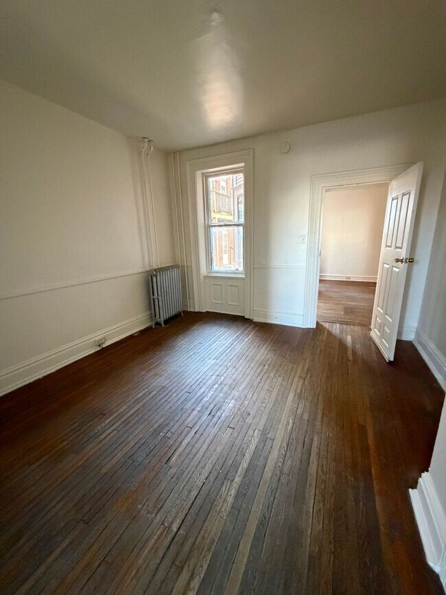 Building Photo - 210 S Duke St