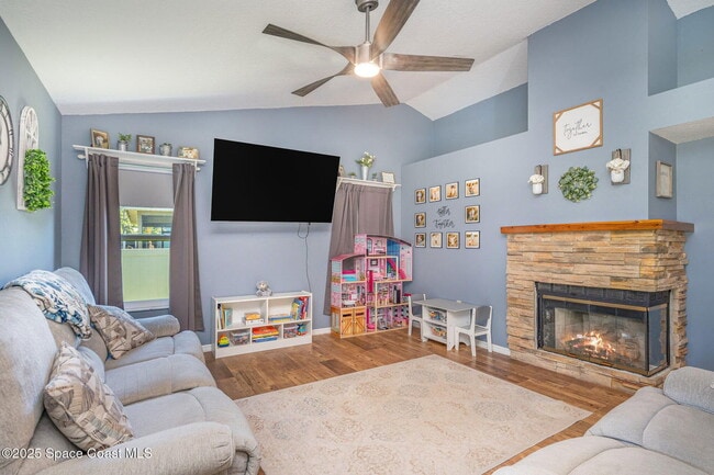 Building Photo - 1781 Radisson St NW