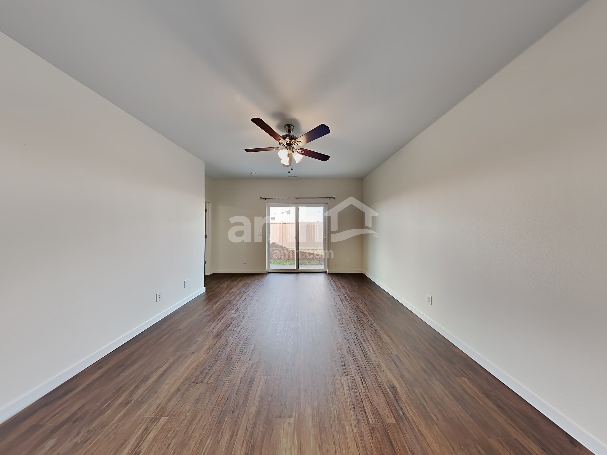 Building Photo - 19232 18th Ave Ct E