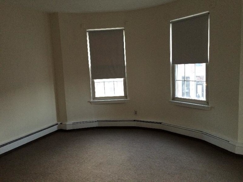 Building Photo - 54 S Huntington Ave