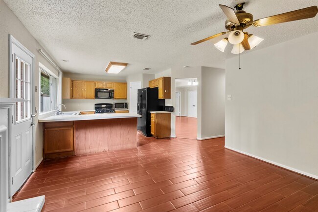 Building Photo - 9230 Wandsworth Dr