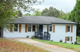 Building Photo - 3450 Rocky Dr