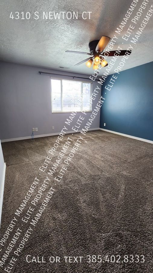 Building Photo - 4310 S Newton Ct