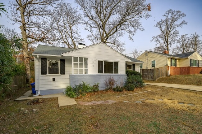 Building Photo - Charming 3BR Home with Fenced Backyard & Patio in Silver Spring