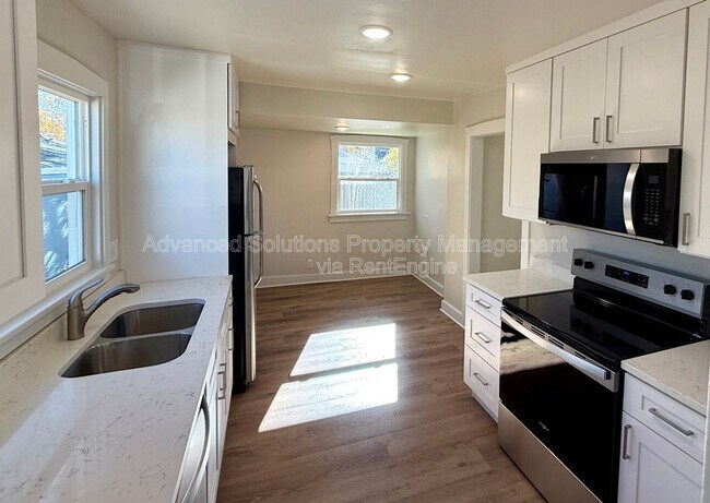 Building Photo - 270 E Coatsville Ave