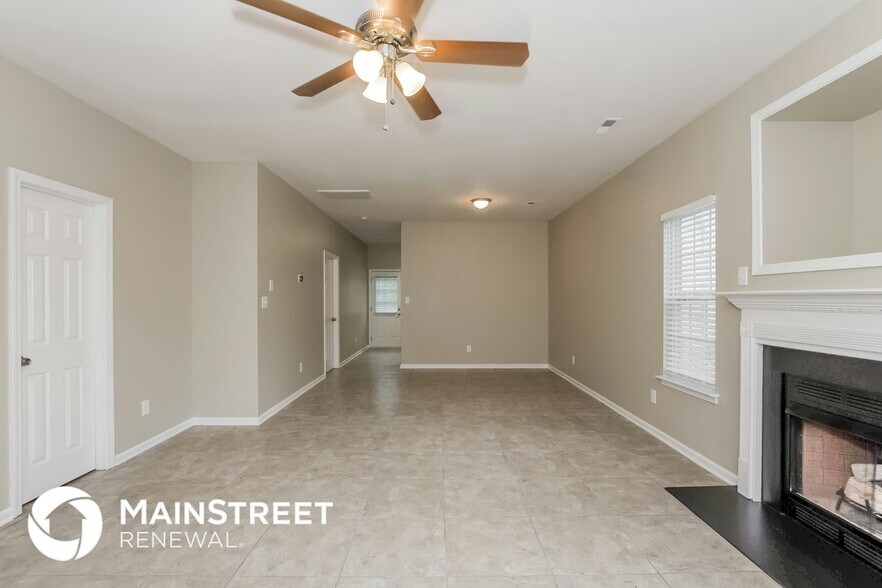 Building Photo - 1009 Little Rock Ct