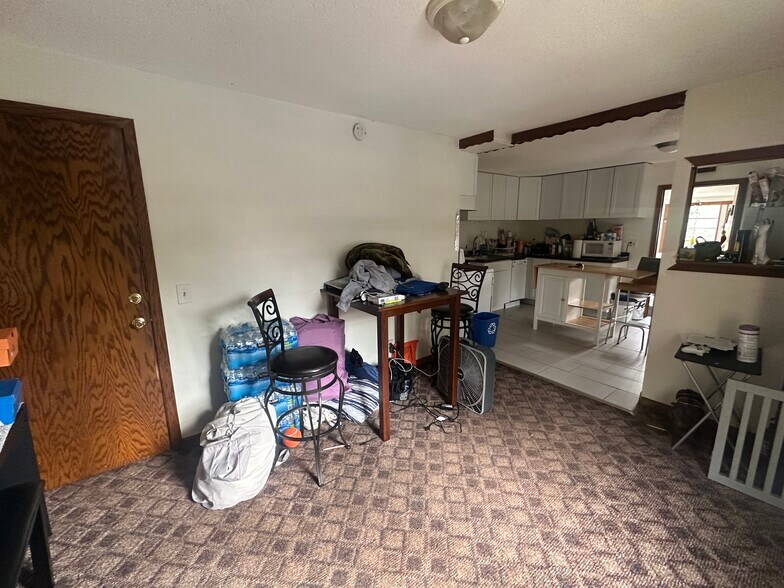 Building Photo - 3829 Bloomington Ave