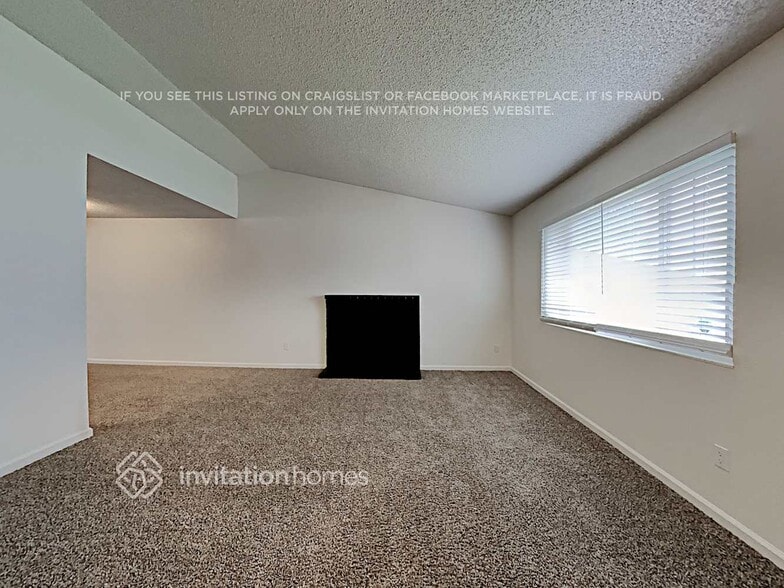 Building Photo - 200 Bonfield Way