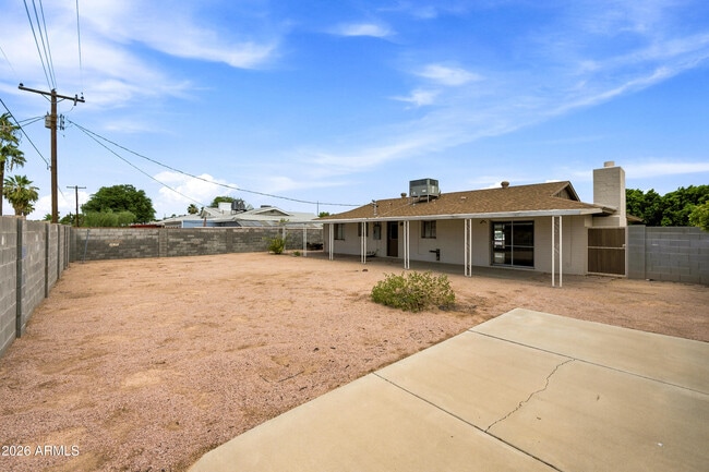 Building Photo - 1234 E Riviera Dr