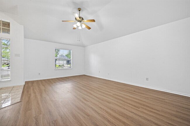 Building Photo - 10027 Encino Cove Ct