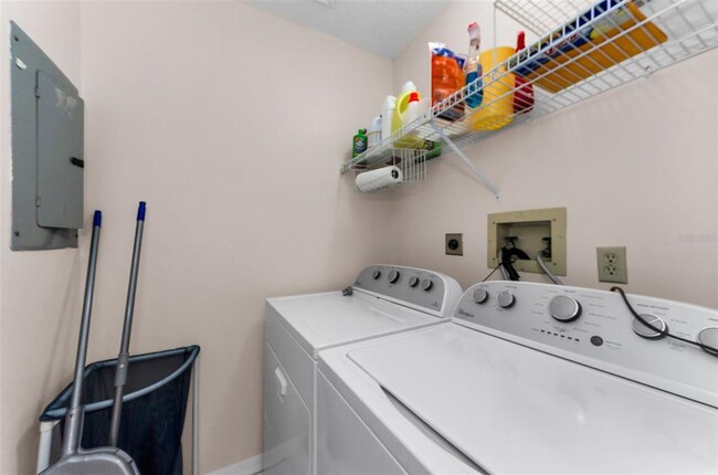 Building Photo - 1682 Seascape Cir