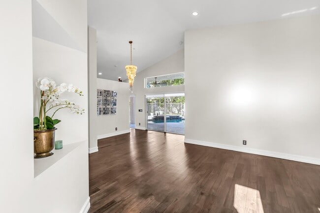 Building Photo - 1015 Thistle Creek Ct