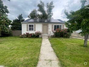 Building Photo - Fully furnished basement apartment in Provo!