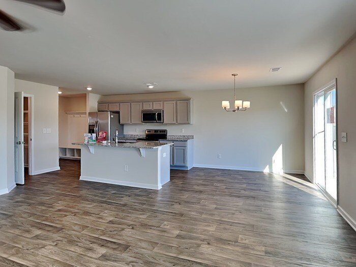 Building Photo - 24 Blue Fescue Way