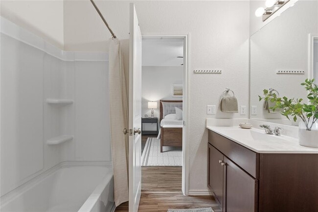 Building Photo - 7101 Spirit Hill Rd