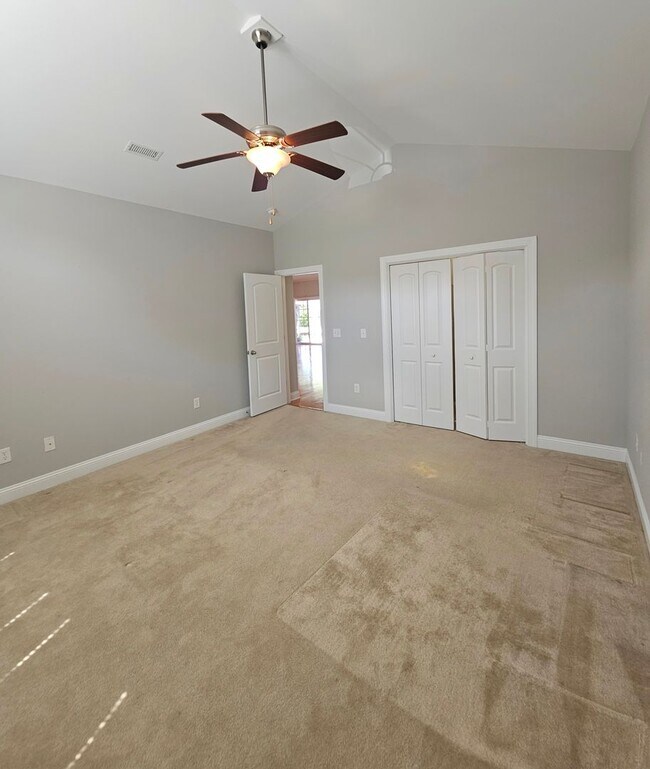 Building Photo - 9181 Abingdon Dr