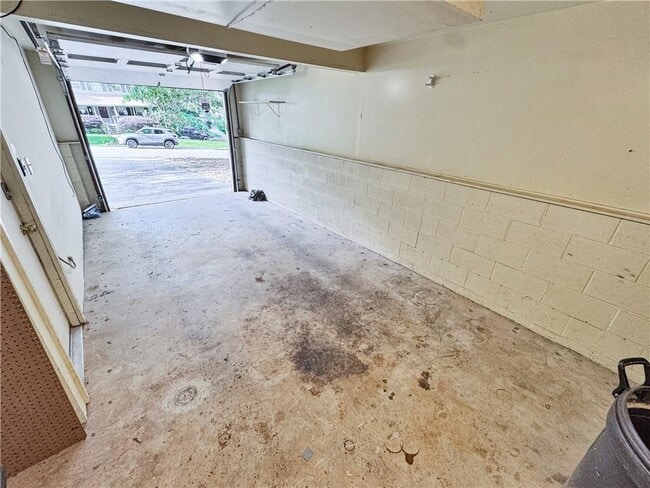 Building Photo - 100 Roswell Farms Ct