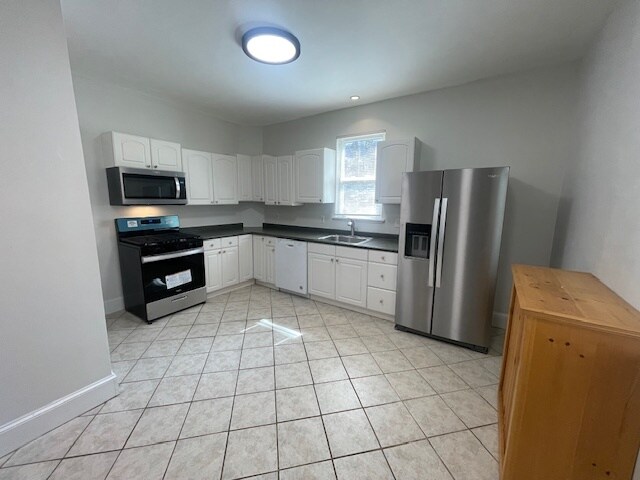 Building Photo - 92 Hyde Park Ave