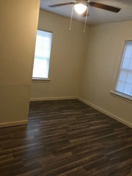 Building Photo - 4123 16th Ave