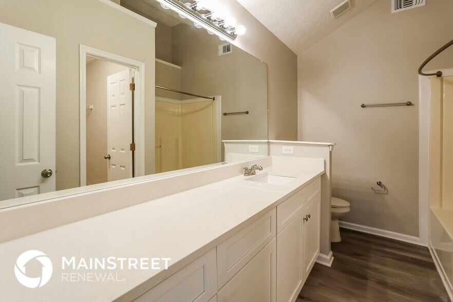 Building Photo - 5222 Alexander St