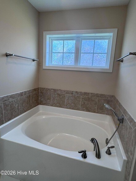 Building Photo - 276 Turriff Way