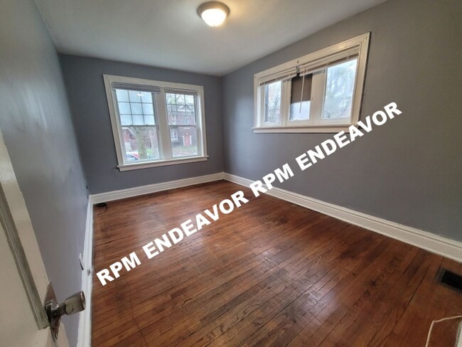 Building Photo - 4815 Anderson Ave