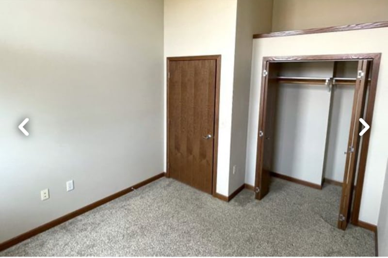 Building Photo - 214 S Kline St