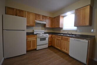 Building Photo - Northwood Hills 8 plex