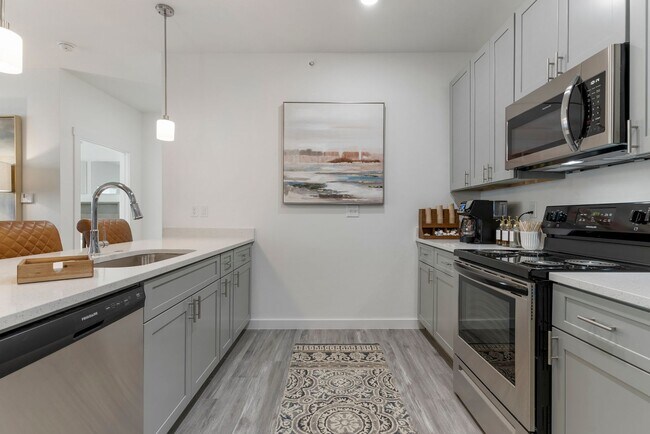 Interior Photo - Silos on the Square - Now Offering: Free Prorated Rent in December on All 1 Bedrooms!