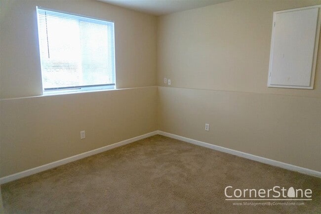 Building Photo - 9720 Platinum Pointe Dr