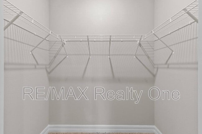 Building Photo - 241 E Reel Loop