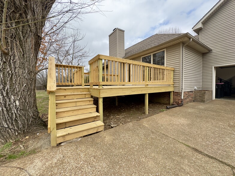 Building Photo - 2013 Smith Cir