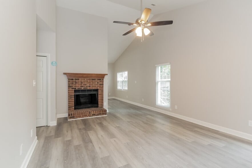 Building Photo - 11017 Shipwright Ln