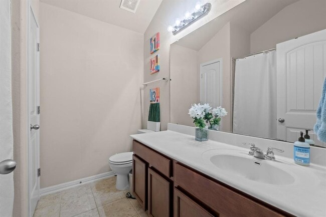 Building Photo - 112 David Duval Ct