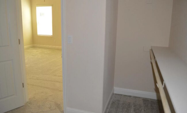 Building Photo - 3715 Bonifacio Way